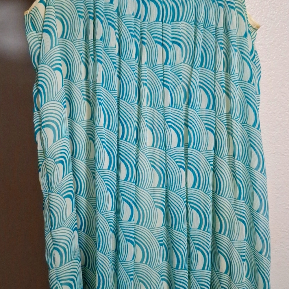 Vintage look trapeze dress